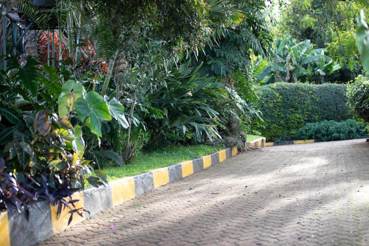 Gatimene Gardens Hotel Meru Exterior photo